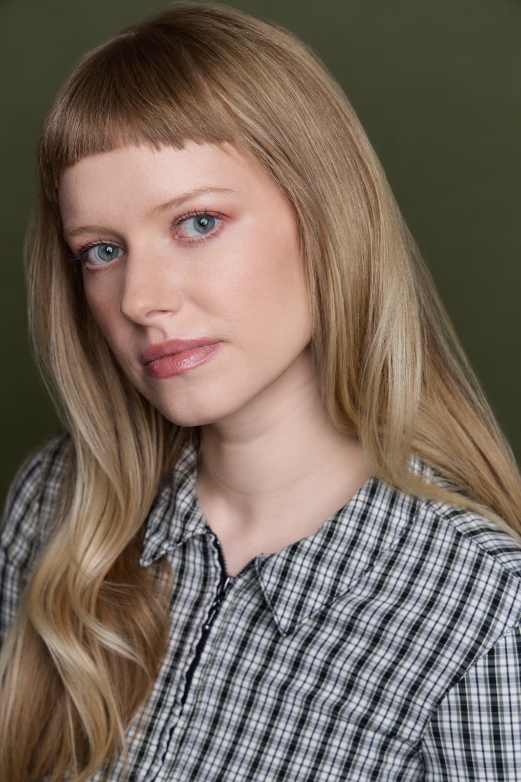 Aly Jones - Headshot