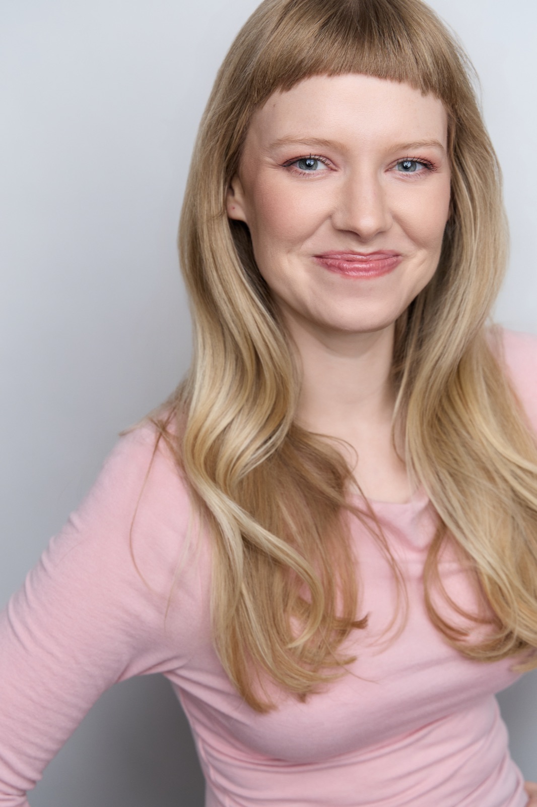 Aly Jones - Headshot